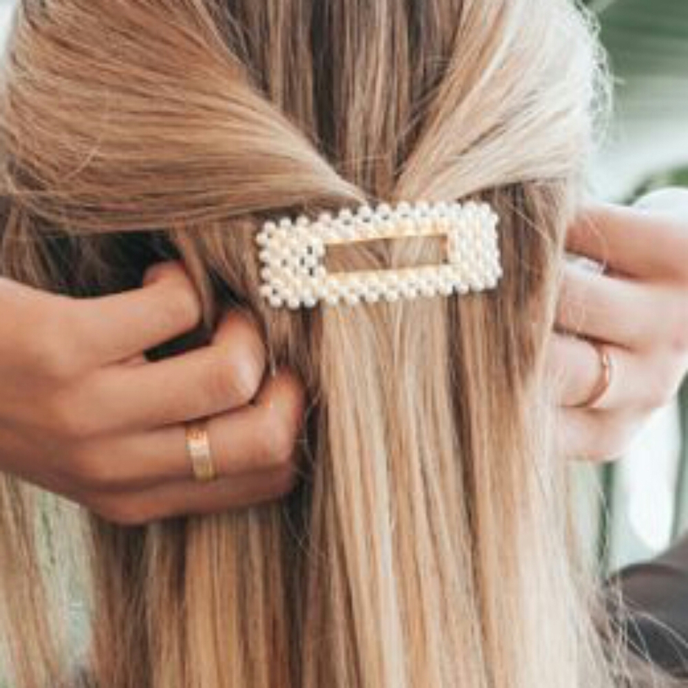 Goldtone Pearl Hair Barrett NEW